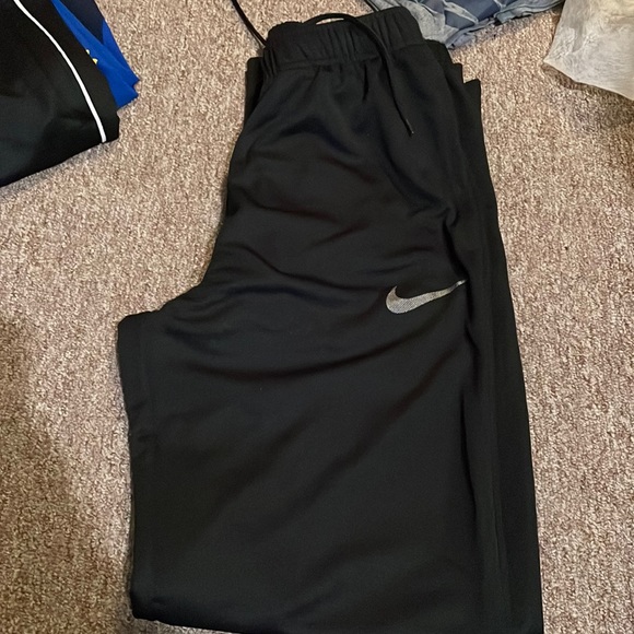 Nike Other - Nike sweatpants